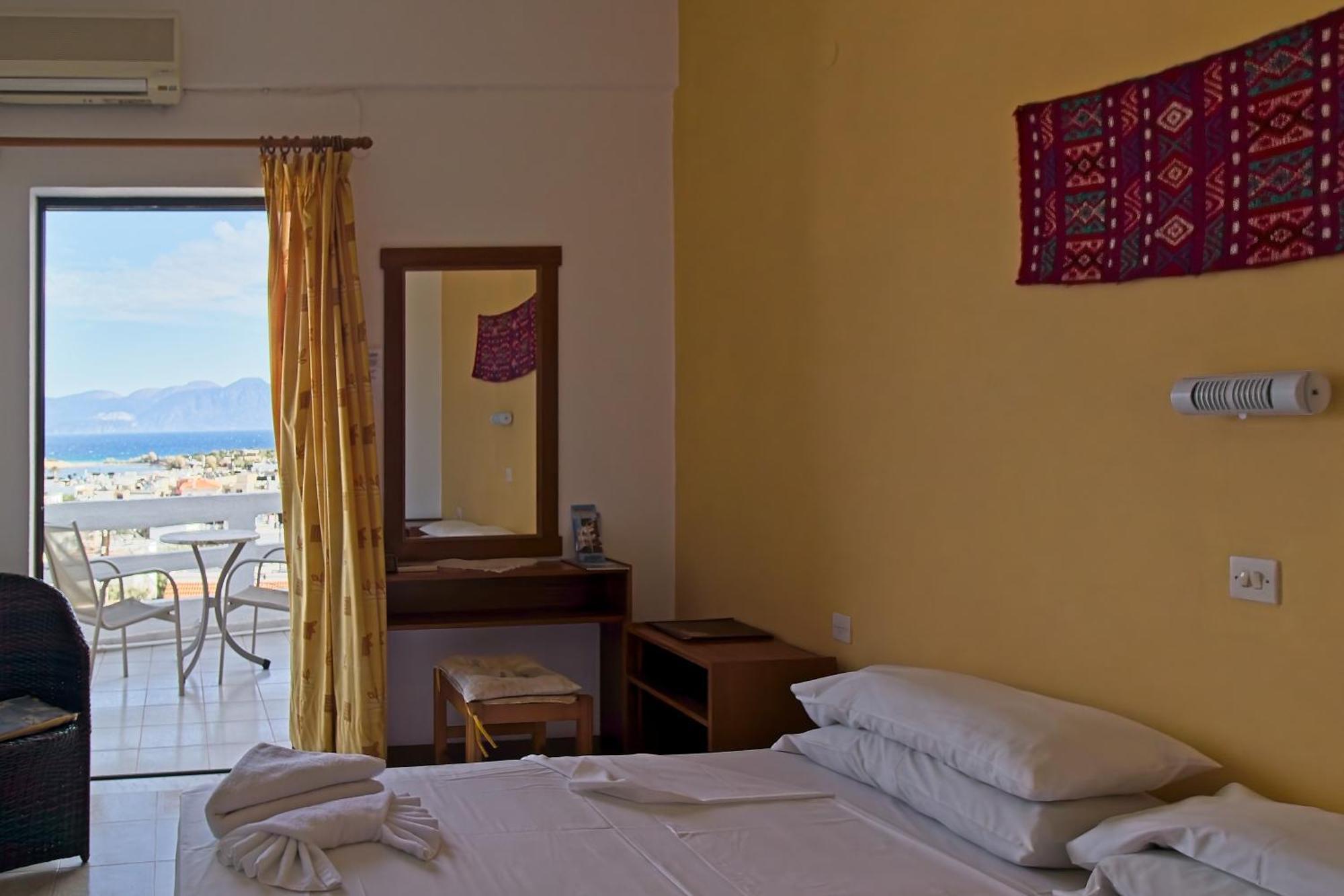 Milos Apartament
